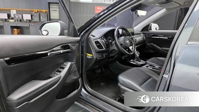 Kia Seltos 2020 Серый из Кореи, фото 2