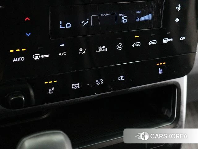 Hyundai Staria 2024 Белый из Кореи, фото 2