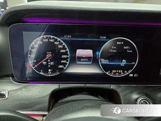 Mercedes-Benz E-Class W213 2018 Белый из Кореи, фото 2