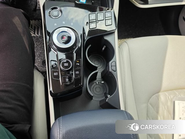 Kia Sportage 5th Generation 2022 Белый из Кореи, фото 2