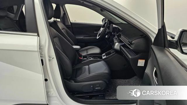 Hyundai Kona Hybrid (SX2) 2025 Белый из Кореи, фото 2