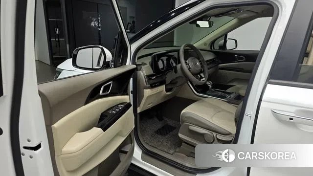 Kia Carnival 4th generation 2021 Белый из Кореи, фото 2