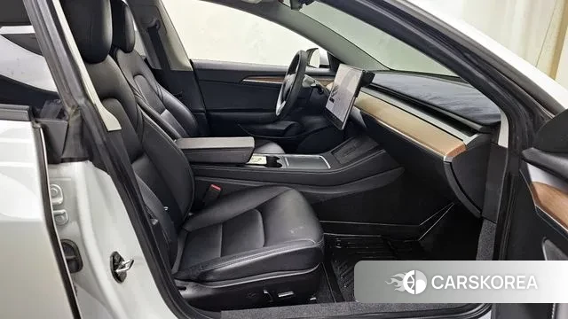 Tesla Model 3 2022 Белый из Кореи, фото 2