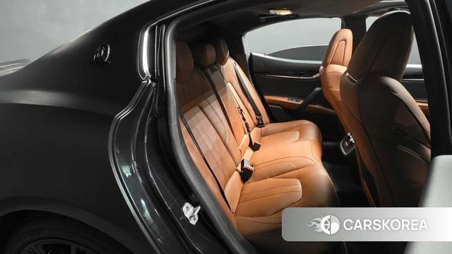 Maserati Ghibli 2018 Черный из Кореи, фото 2