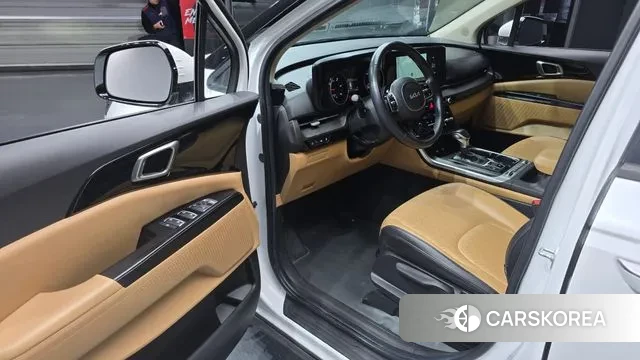 Kia Carnival 4th generation 2023 Белый из Кореи, фото 2