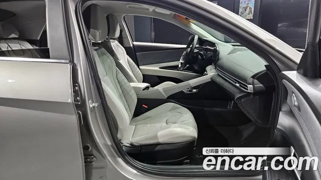 Hyundai Avante (CN7) 2020 Серебристо-серый из Кореи, фото 2