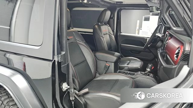 Jeep Wrangler (JL) 2023 Черный из Кореи, фото 2
