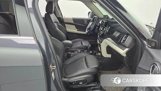 Mini Cooper SD Countryman 2019 Серый из Кореи, фото 2