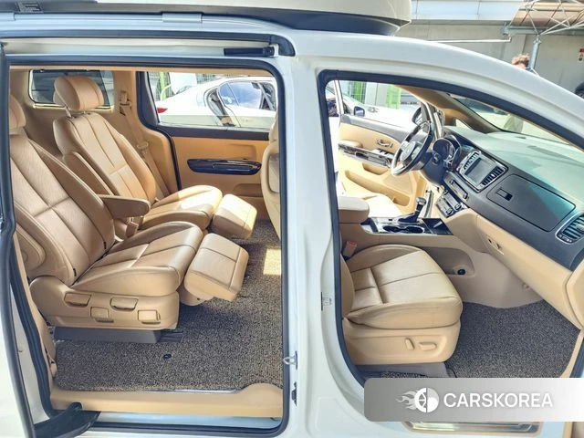 Kia The New Carnival 2018 Белый из Кореи, фото 2