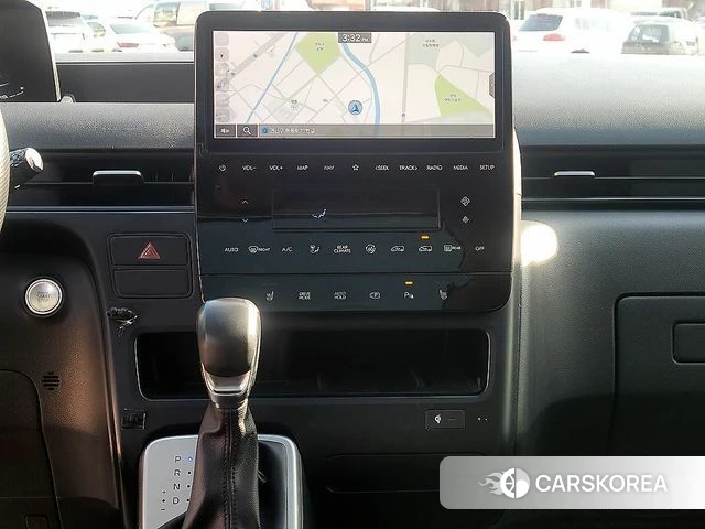 Hyundai Staria 2021 Серебряный из Кореи, фото 2