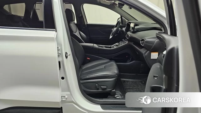 Hyundai The New Santa Fe 2023 Белый из Кореи, фото 2