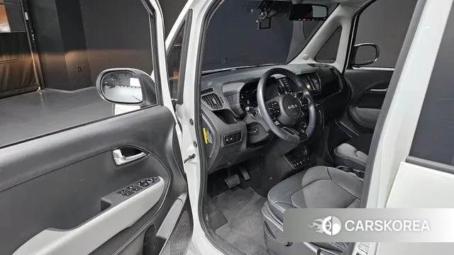 Kia The New Kia Ray EV 2023 Белый из Кореи, фото 2