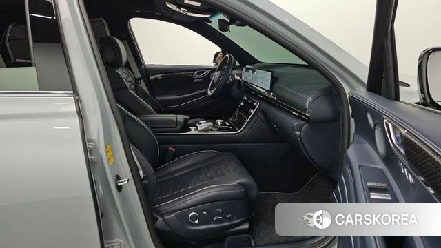 Genesis GV80 Coupe 2024 Серебристо-серый из Кореи, фото 2