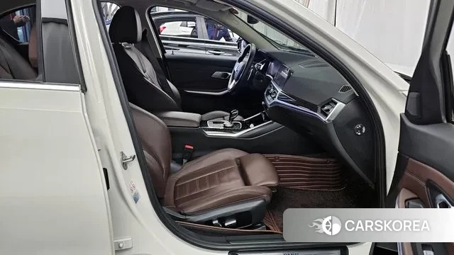 BMW 3 Series (G20) 2021 Белый из Кореи, фото 2