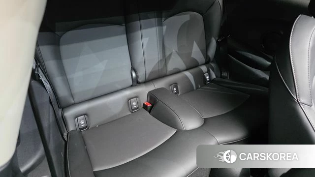 Mini Cooper 2022 Красный из Кореи, фото 2