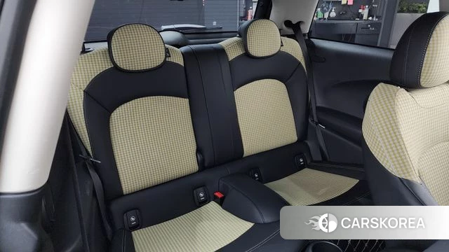 Mini Cooper 2021 Песочный из Кореи, фото 2