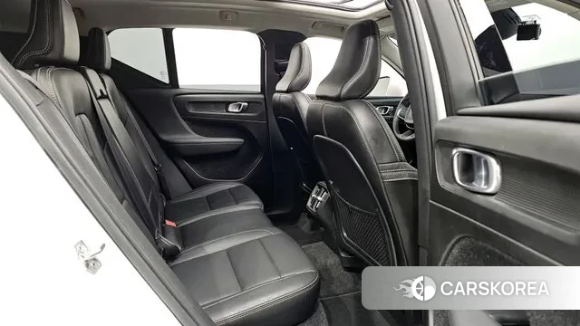 Volvo XC40 2018 Белый из Кореи, фото 2