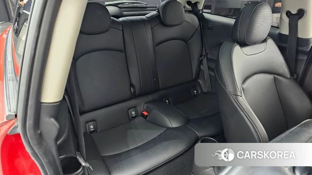 Mini Cooper D 2018 Красный из Кореи, фото 2