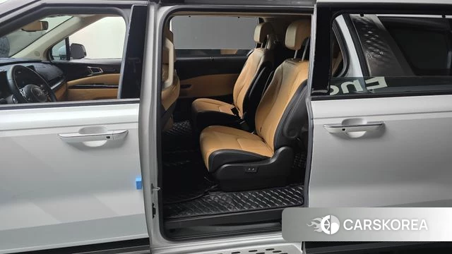 Kia Carnival 4th generation 2023 Белый из Кореи, фото 2