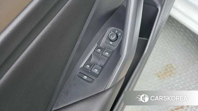 Volkswagen 7th Generation of Jetta 2021 Белый из Кореи, фото 2