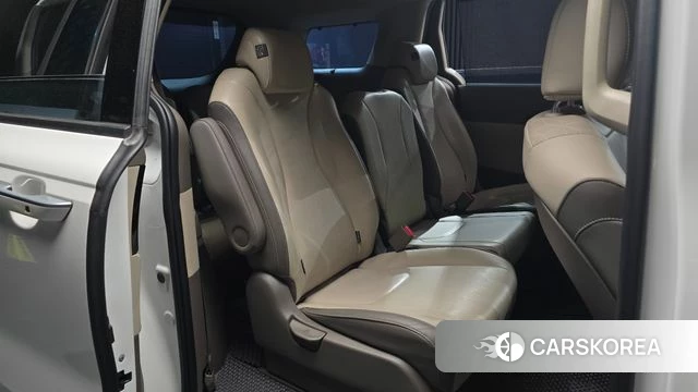 Kia Carnival 4th generation 2022 Белый из Кореи, фото 2