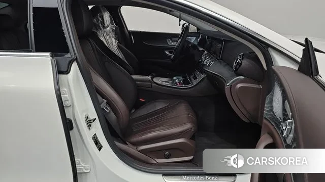 Mercedes-Benz CLS-Class C257 2021 Белый из Кореи, фото 2