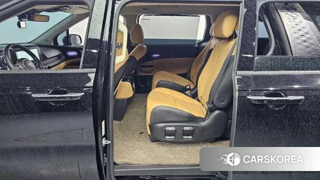 Kia Carnival 4th generation 2023 Черный из Кореи, фото 2