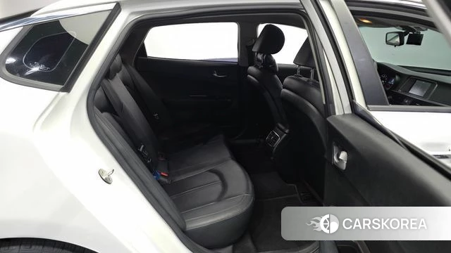 Kia The New K5 2nd generation 2018 Белый из Кореи, фото 2
