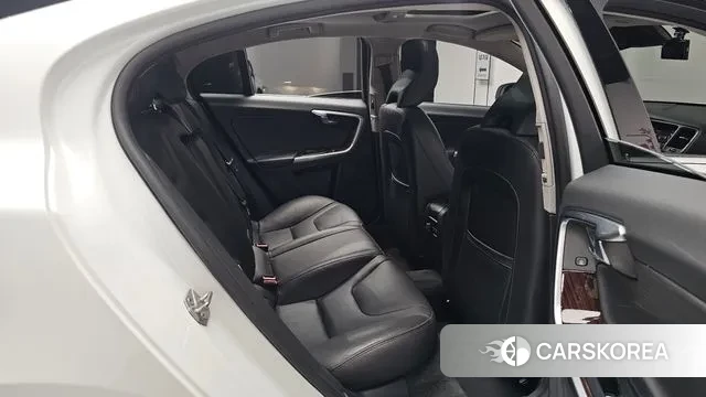 Volvo S60 id 2982024 из Кореи 2