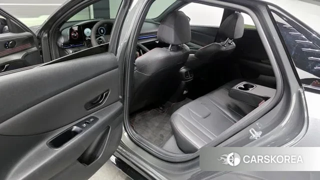 Hyundai The New Avante (CN7) 2023 Серый из Кореи, фото 2