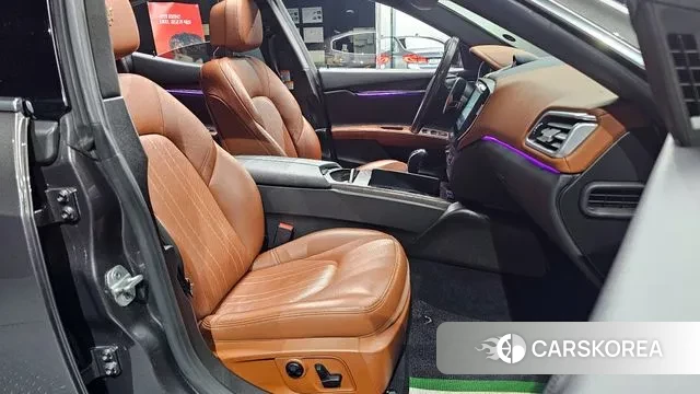 Maserati Ghibli 2018 Серый из Кореи, фото 2