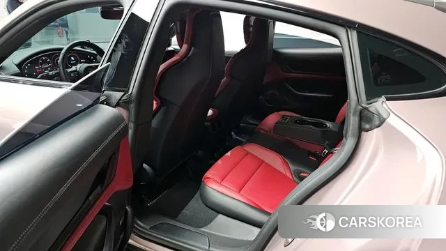 Porsche Taycan 2024 Розовый из Кореи, фото 2