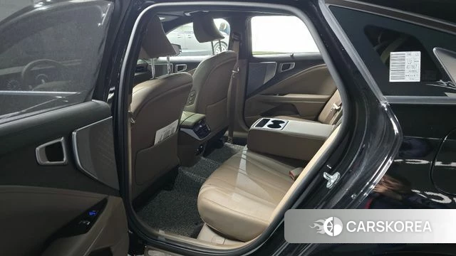 Kia K8 2022 Черный из Кореи, фото 2