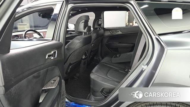 Kia Sportage 5th Generation Hybrid 2024 Серый из Кореи, фото 2