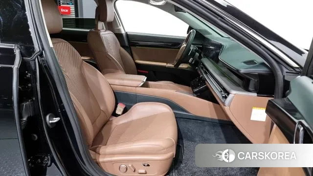 Hyundai Grandeur Hybrid (GN7) 2023 Черный из Кореи, фото 2