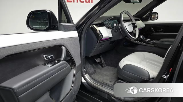 Land Rover Range Rover Sport 3rd Generation 2024 Черный из Кореи, фото 2