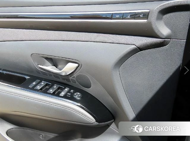 Hyundai Tucson (NX4) 2021 Черный из Кореи, фото 2