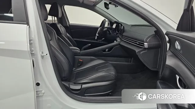 Hyundai Avante (CN7) 2022 Белый из Кореи, фото 2