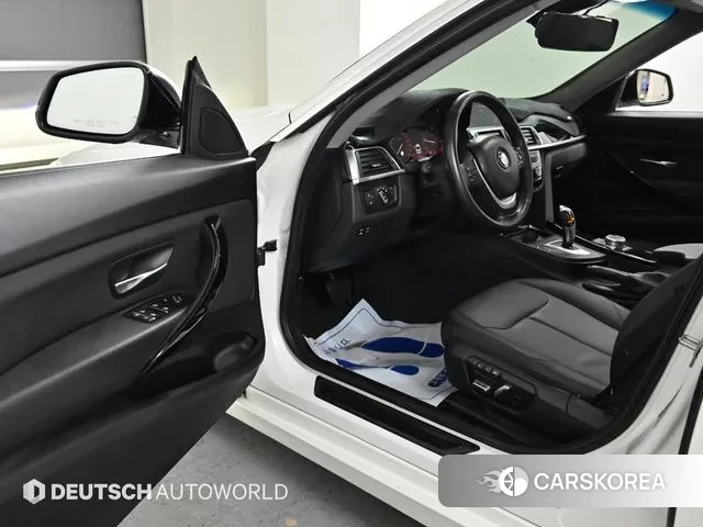 BMW 3 Series GT (F34) 2019 Белый из Кореи, фото 2