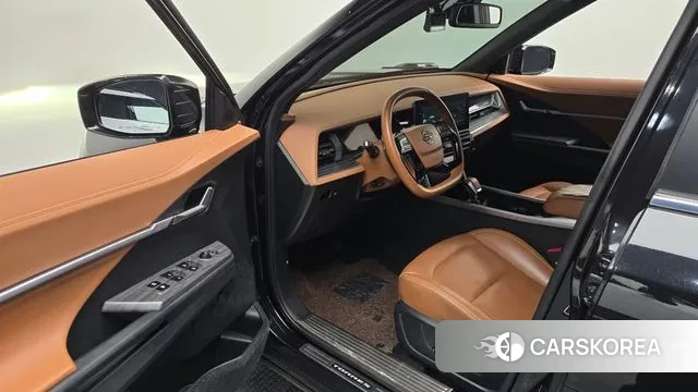 Ssangyong Torres 2023 Черный из Кореи, фото 2