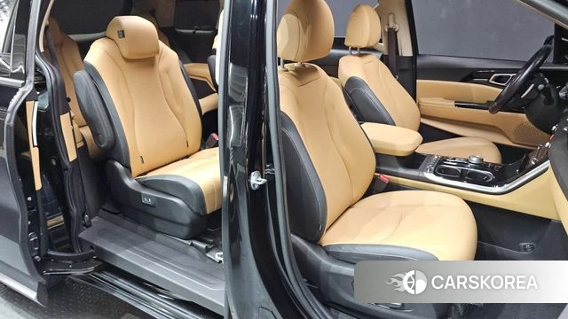 Kia Carnival 4th generation 2022 Черный из Кореи, фото 2