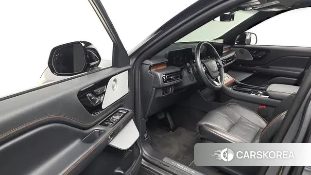 Lincoln Aviator 2nd generation 2025 Серый из Кореи, фото 2