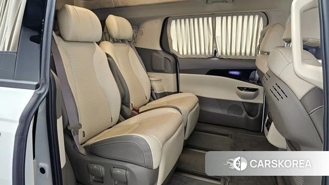 Kia Carnival 4th generation 2023 Белый из Кореи, фото 2
