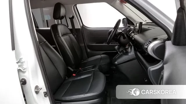 Hyundai Casper 2023 Белый из Кореи, фото 2