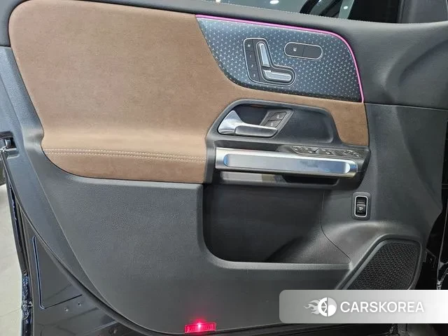 Mercedes-Benz GLB-Class X247 2025 Черный из Кореи, фото 2