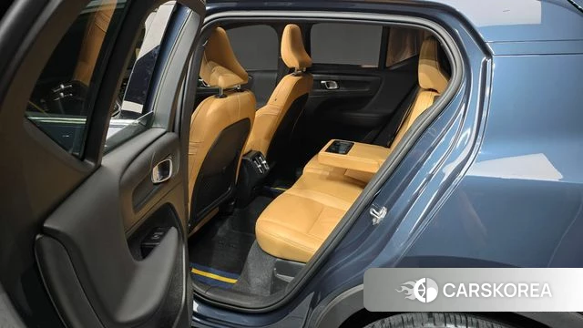 Volvo XC40 2021 Синий из Кореи, фото 2