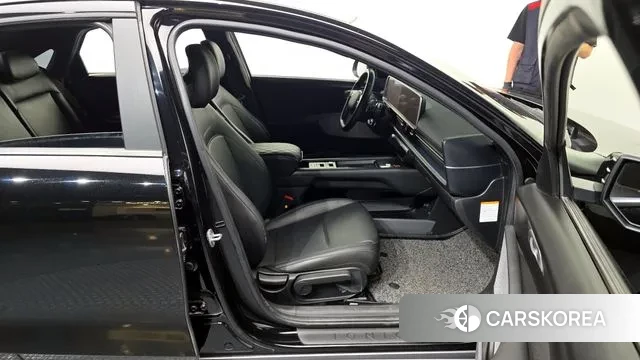 Hyundai Ionic 6 2023 Черный из Кореи, фото 2