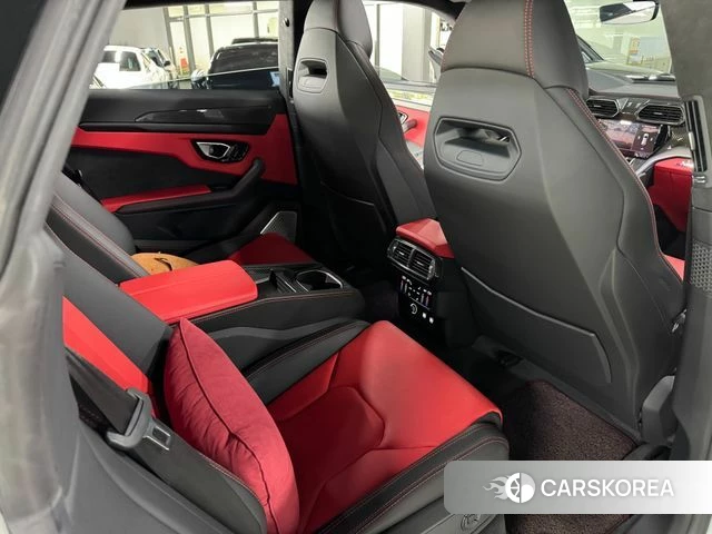 Lamborghini Urus 2021 Белый из Кореи, фото 2