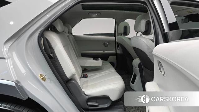 Hyundai Ionic 5 2021 Серебристо-серый из Кореи, фото 2