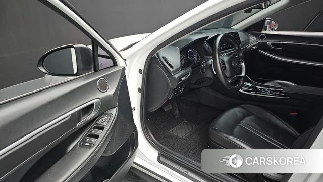 Hyundai Sonata (DN8) 2022 Белый из Кореи, фото 2